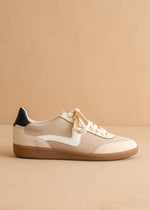 Kyla Sneakers