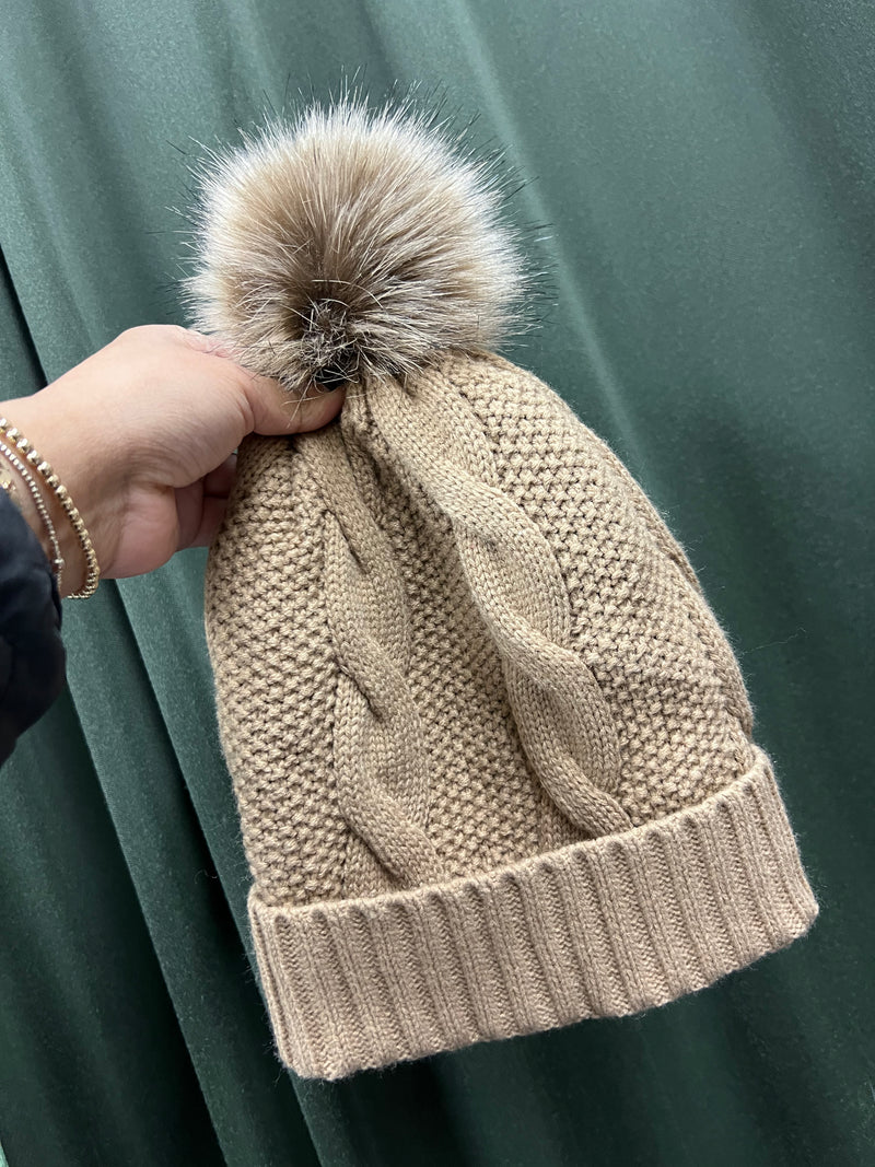 Cable Knit Pom Beanie